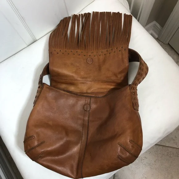 Gianni Bini Brown Leather Vintage Studded Hobo Magnetic Closure Fringe Bag Purse - Picture 14 of 16